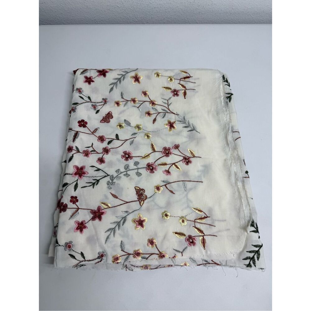 Vintage Floral Embroidered Red Flowers On A White Fabric Size 55” W X 66”L